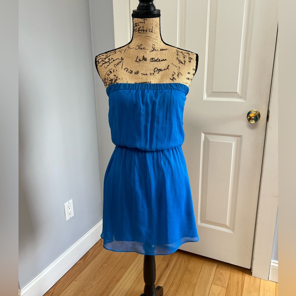 Strapless express flowy blue dress xs-elastic waist